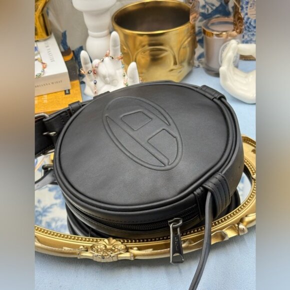 🆕 DIESEL 🧿 NWOT Rinke Circle Shoulder Bag - All Black - Picture 7 of 14